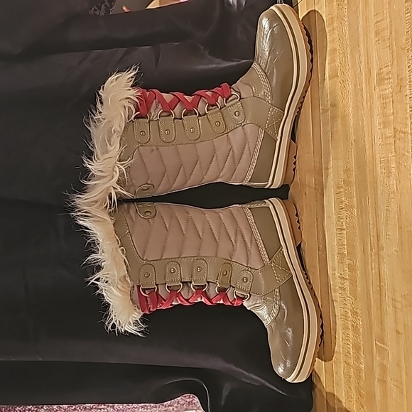 Sorel Tofino II Tall Winter Boots - Khaki and Red - Youth 2 - Picture 6 of 7